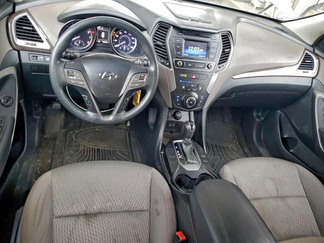 Hyundai SANTA FE Image 2