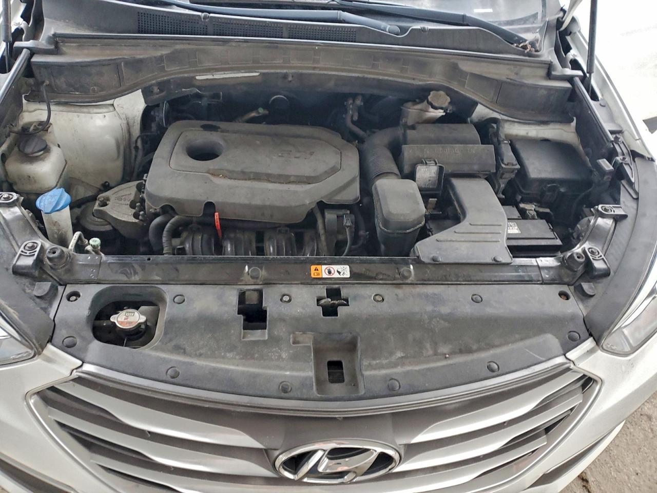 Hyundai SANTA FE Image 13
