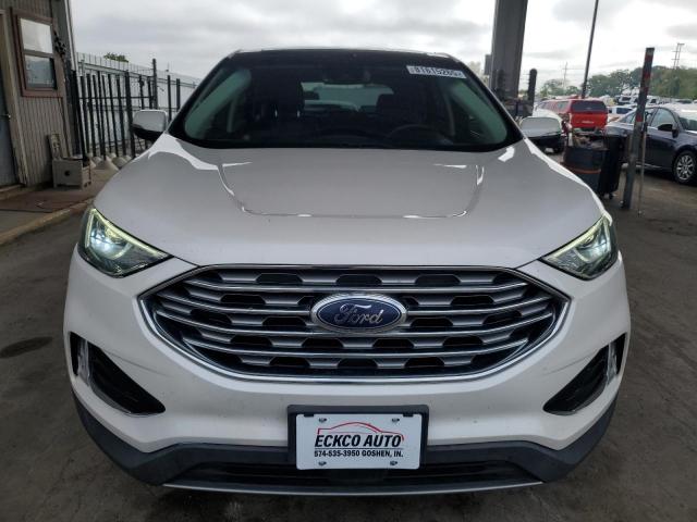 Ford Edge Titanium Image 12