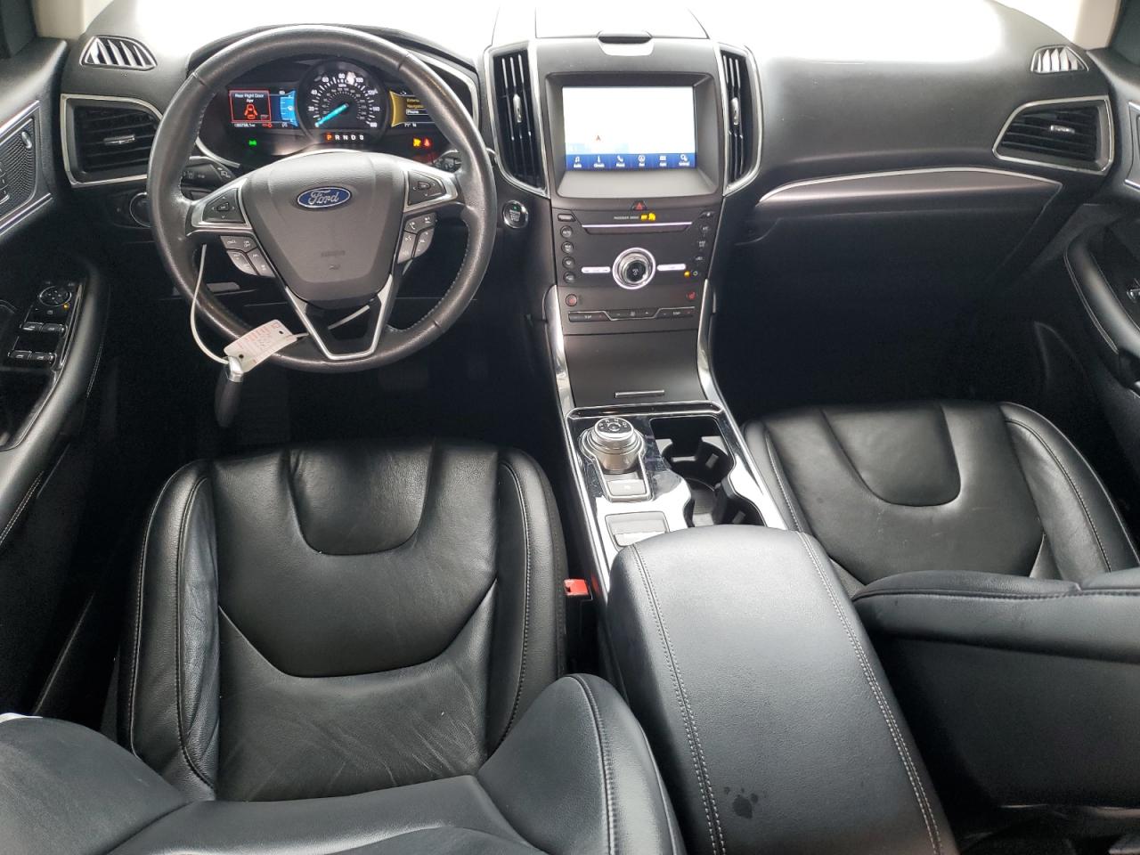 Ford Edge Titanium Image 5