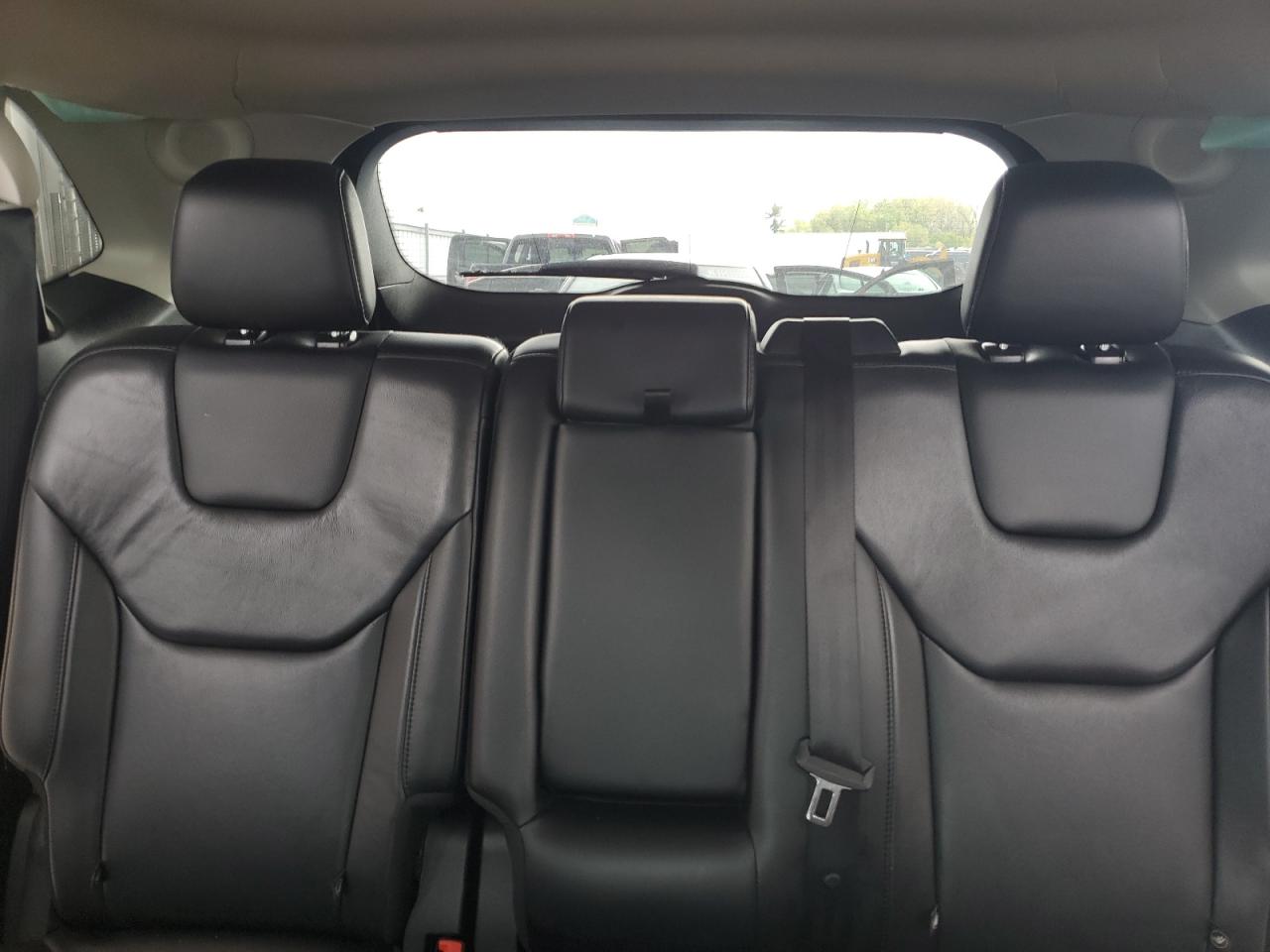 Ford Edge Titanium Image 9