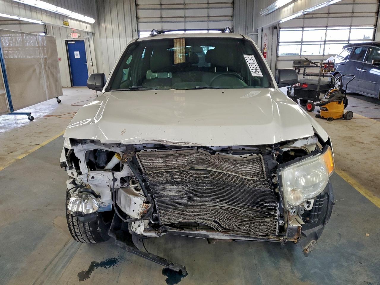 Ford Escape Xlt Image 6