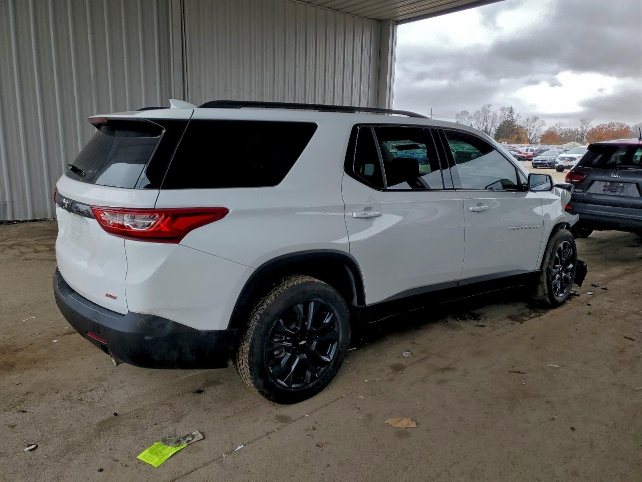 Chevrolet Traverse Rs Image 2