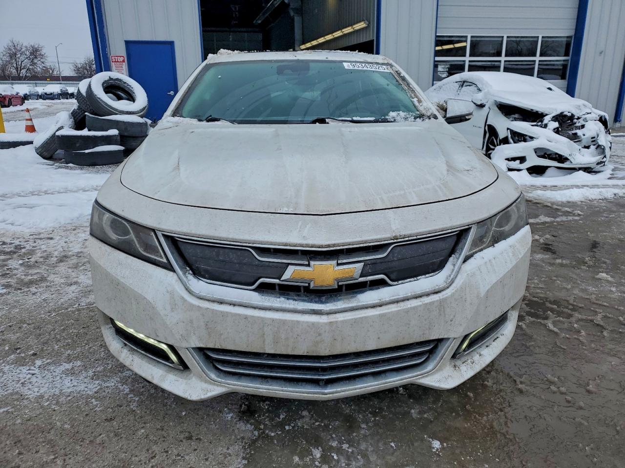 Chevrolet Impala Premier Image 6