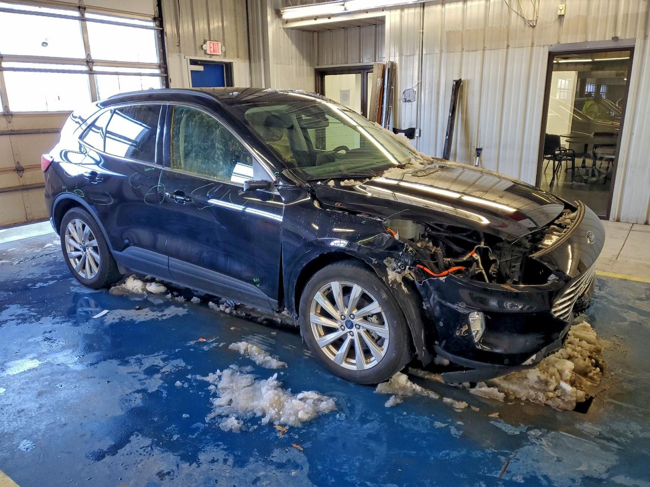 Ford Escape Titanium Image 9