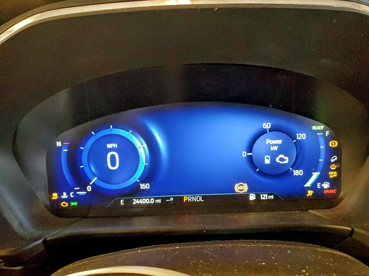 Ford Escape Titanium Image 11