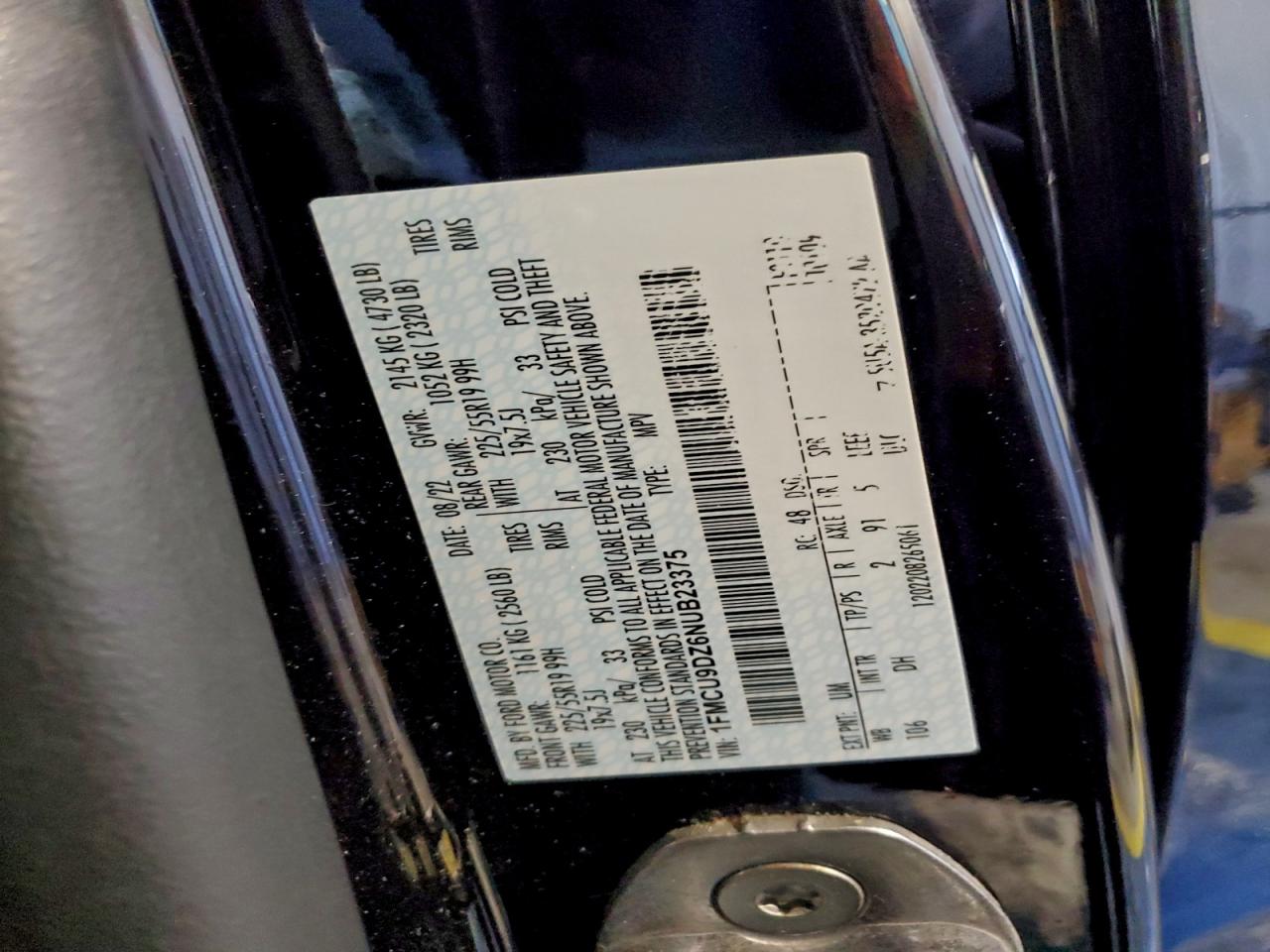 Ford Escape Titanium Image 8