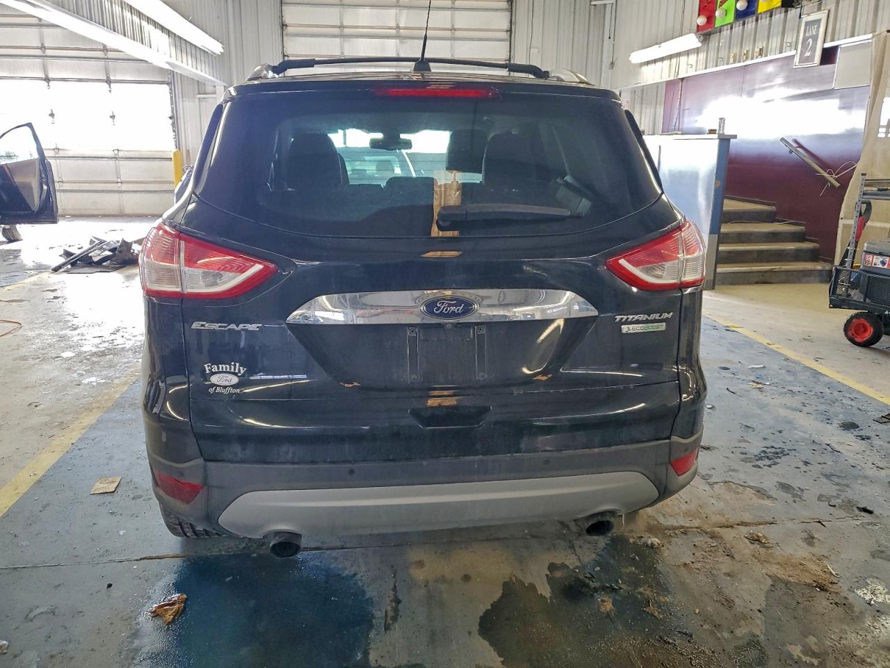 Ford Escape Titanium Image 4