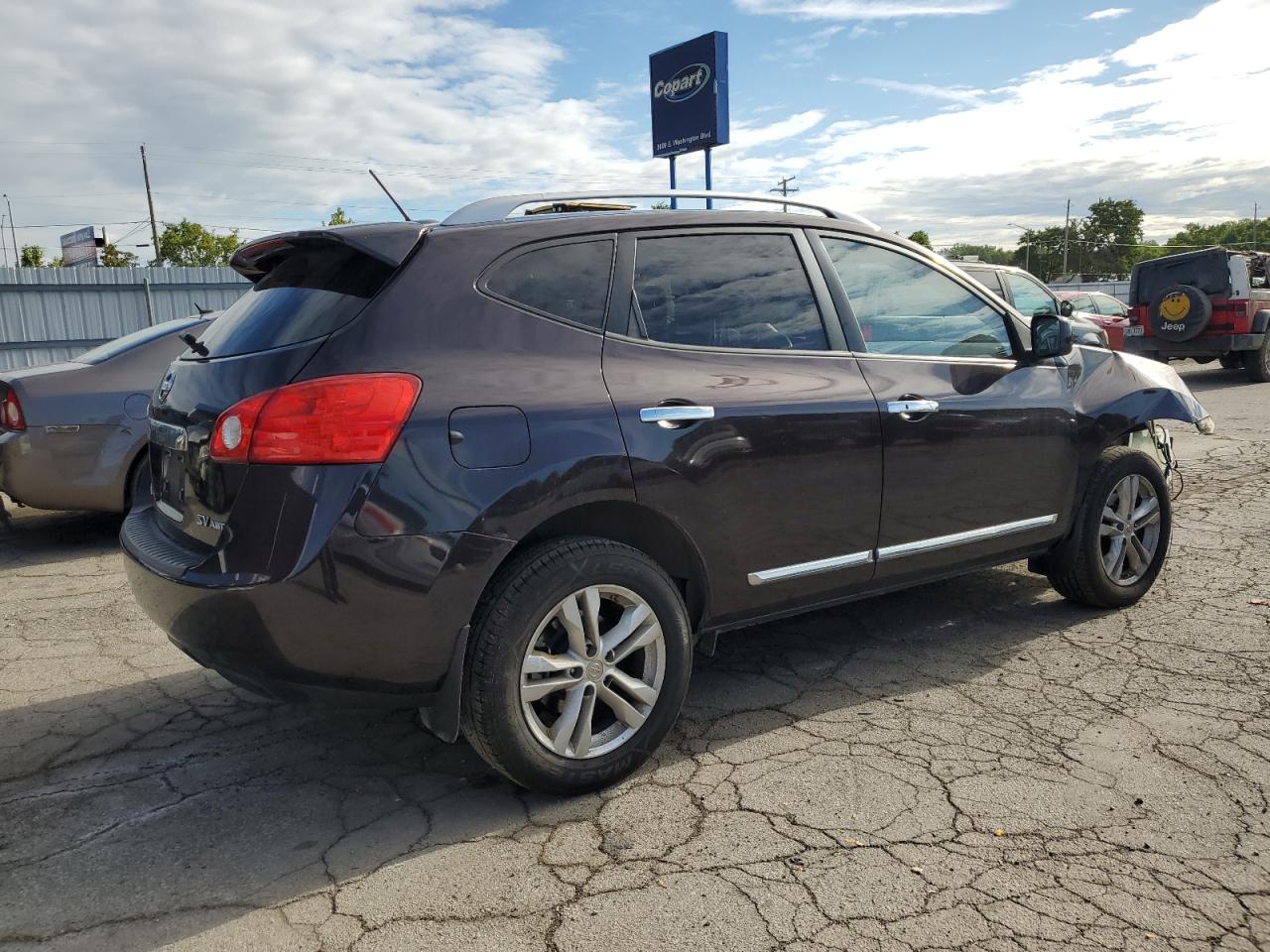 Nissan Rogue S Image 7