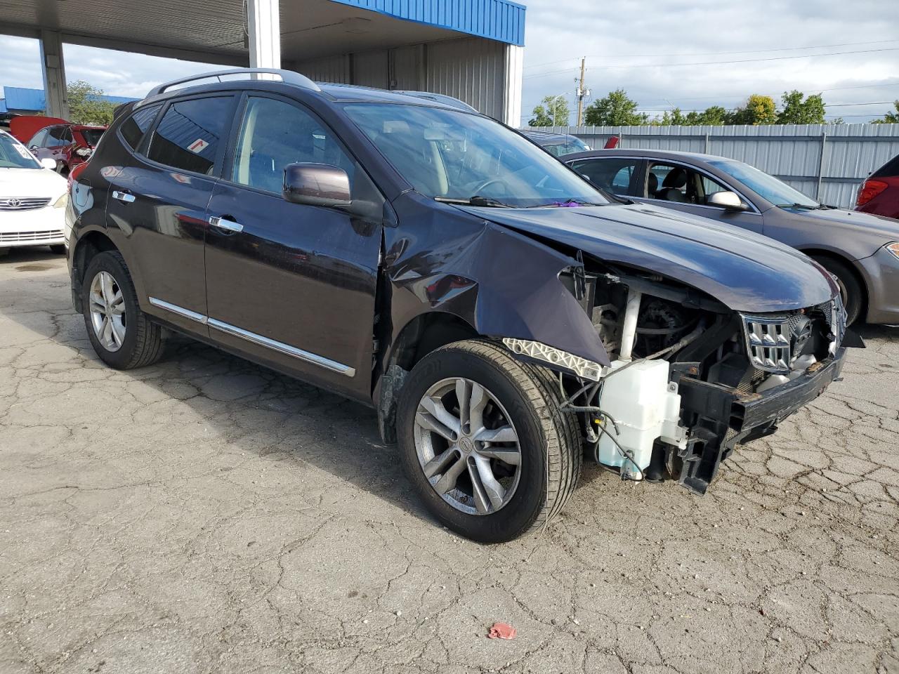 Nissan Rogue S Image 6