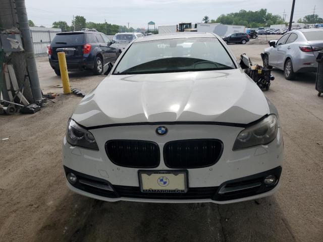 BMW 5 Series Xi Image 12