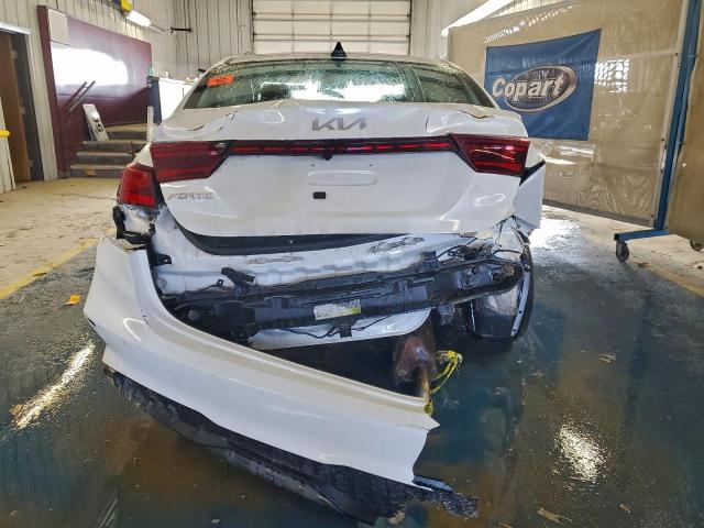 Kia Forte Fe Image 11