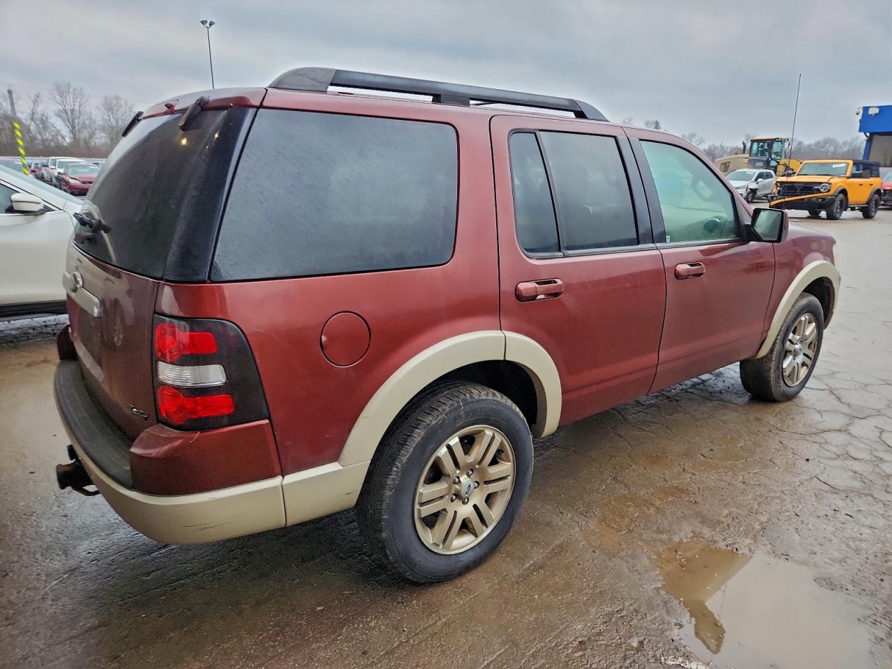 Ford Explorer Eddie Bauer Image 5