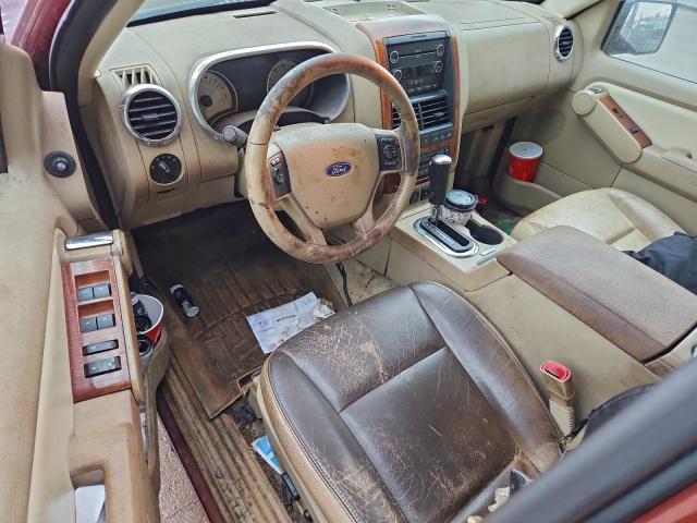 Ford Explorer Eddie Bauer Image 2