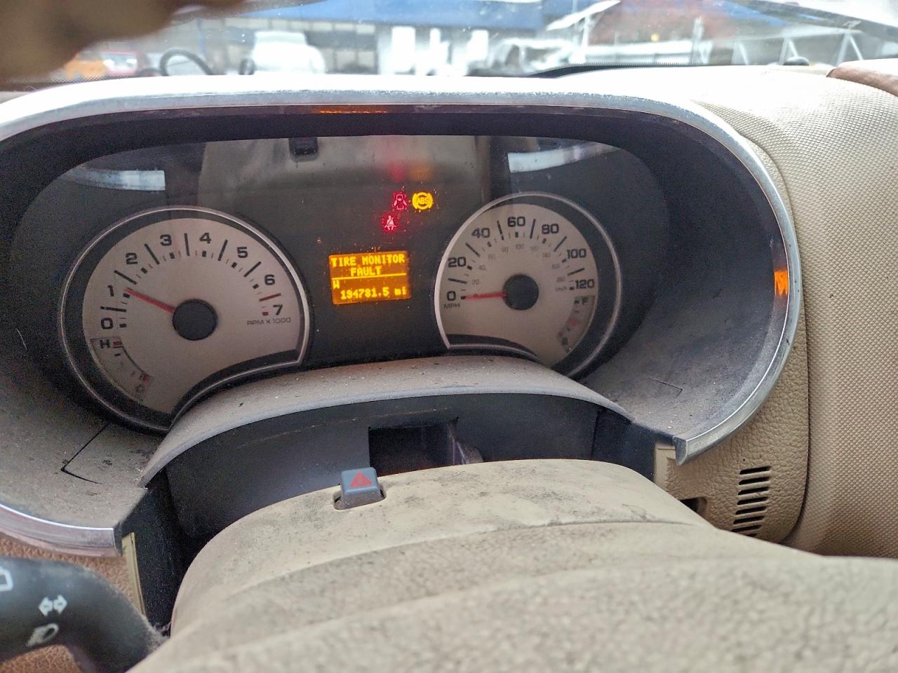 Ford Explorer Eddie Bauer Image 7