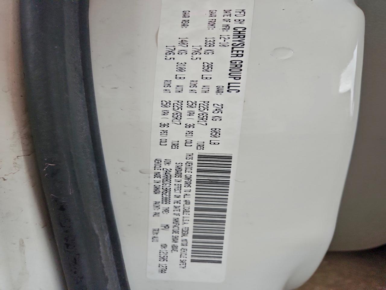 Chrysler Minivan Touring L Image 3