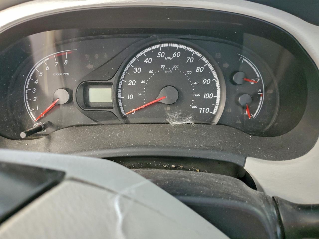 Toyota Sienna Le Image 5