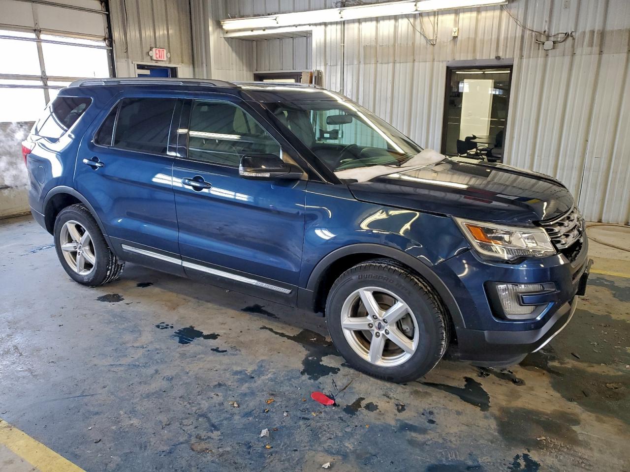 Ford Explorer Xlt Image 6