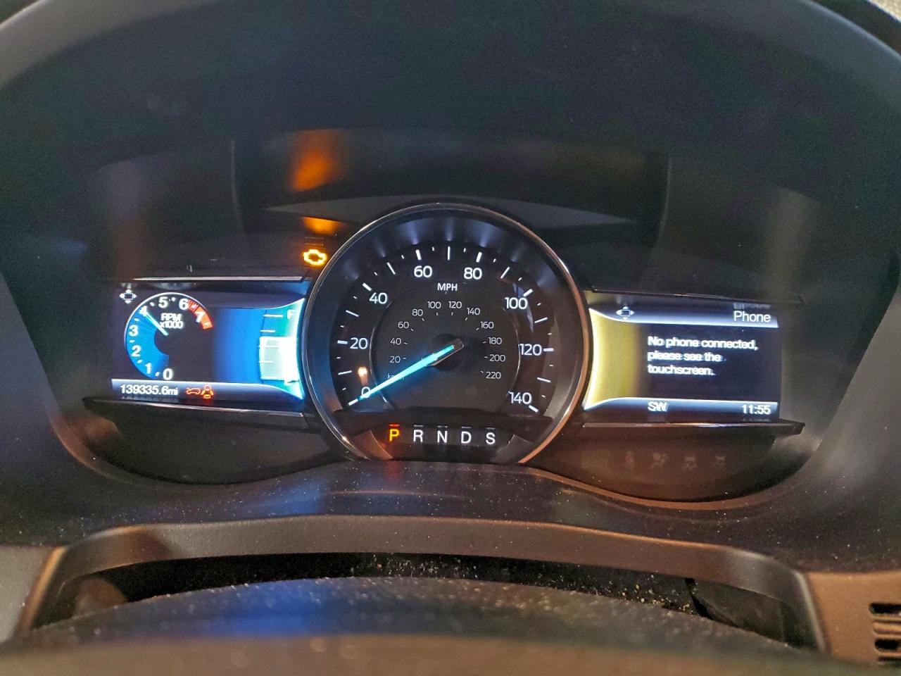 Ford Explorer Xlt Image 2