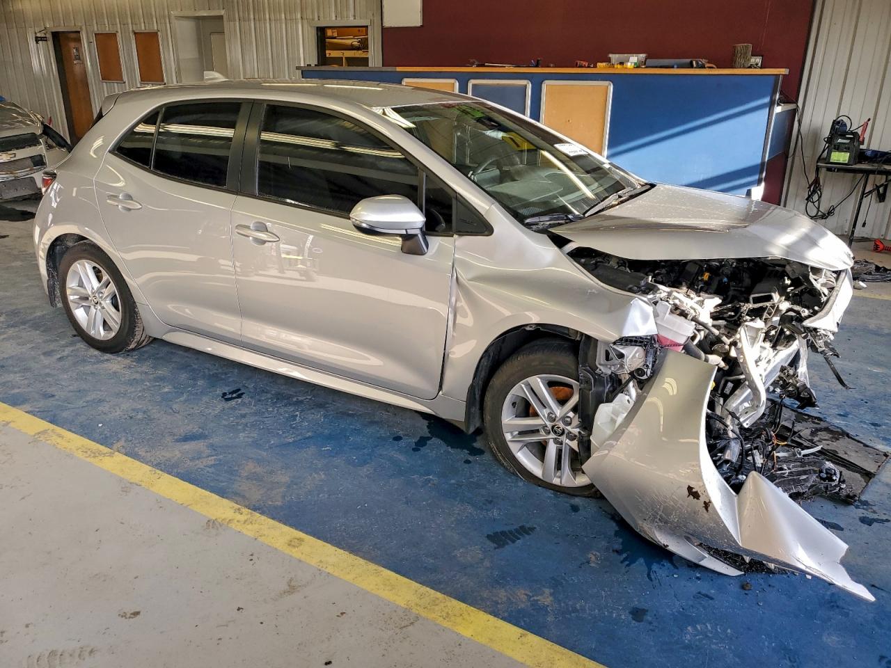 Toyota Corolla Se Image 6