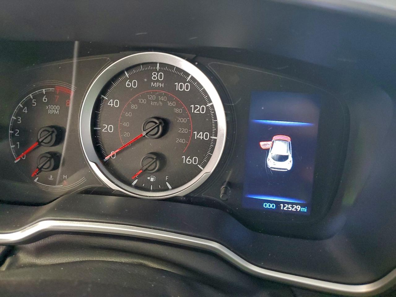 Toyota Corolla Se Image 8