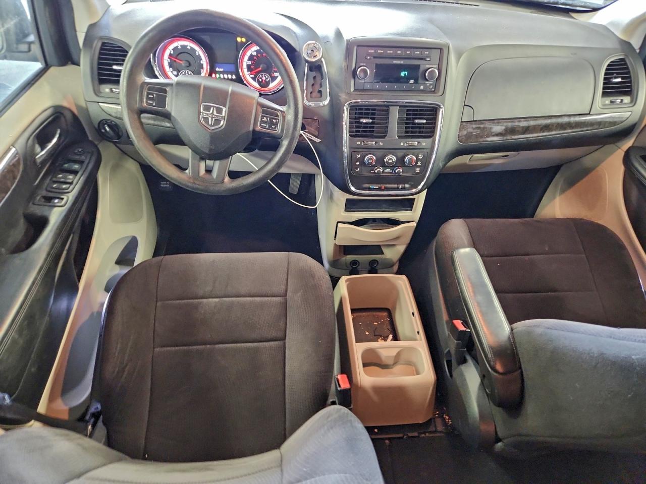 Dodge Caravan Express Image 13