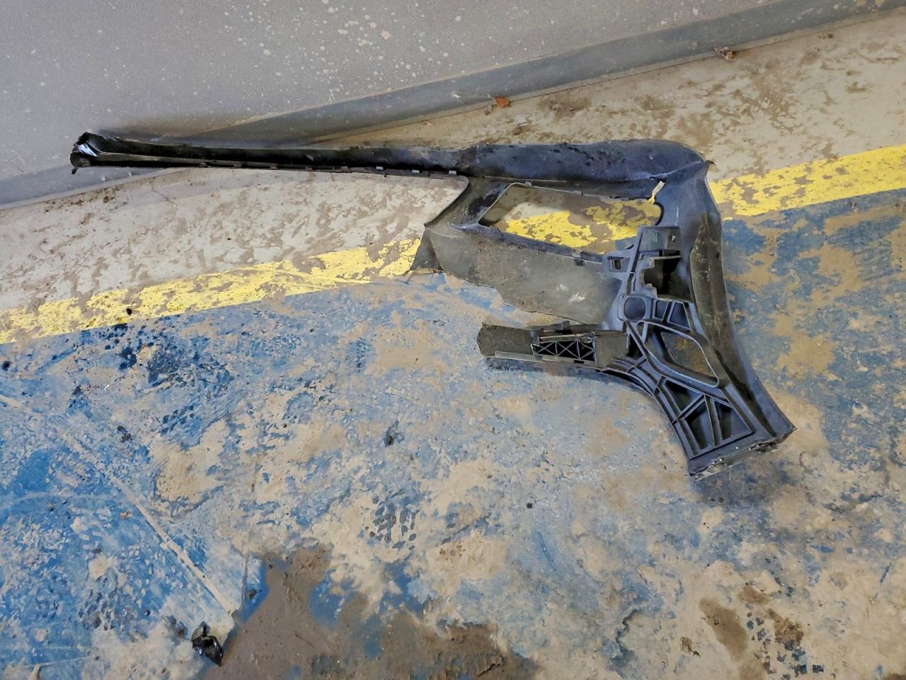 Mercedes-Benz E-Class 350 4matic Image 10