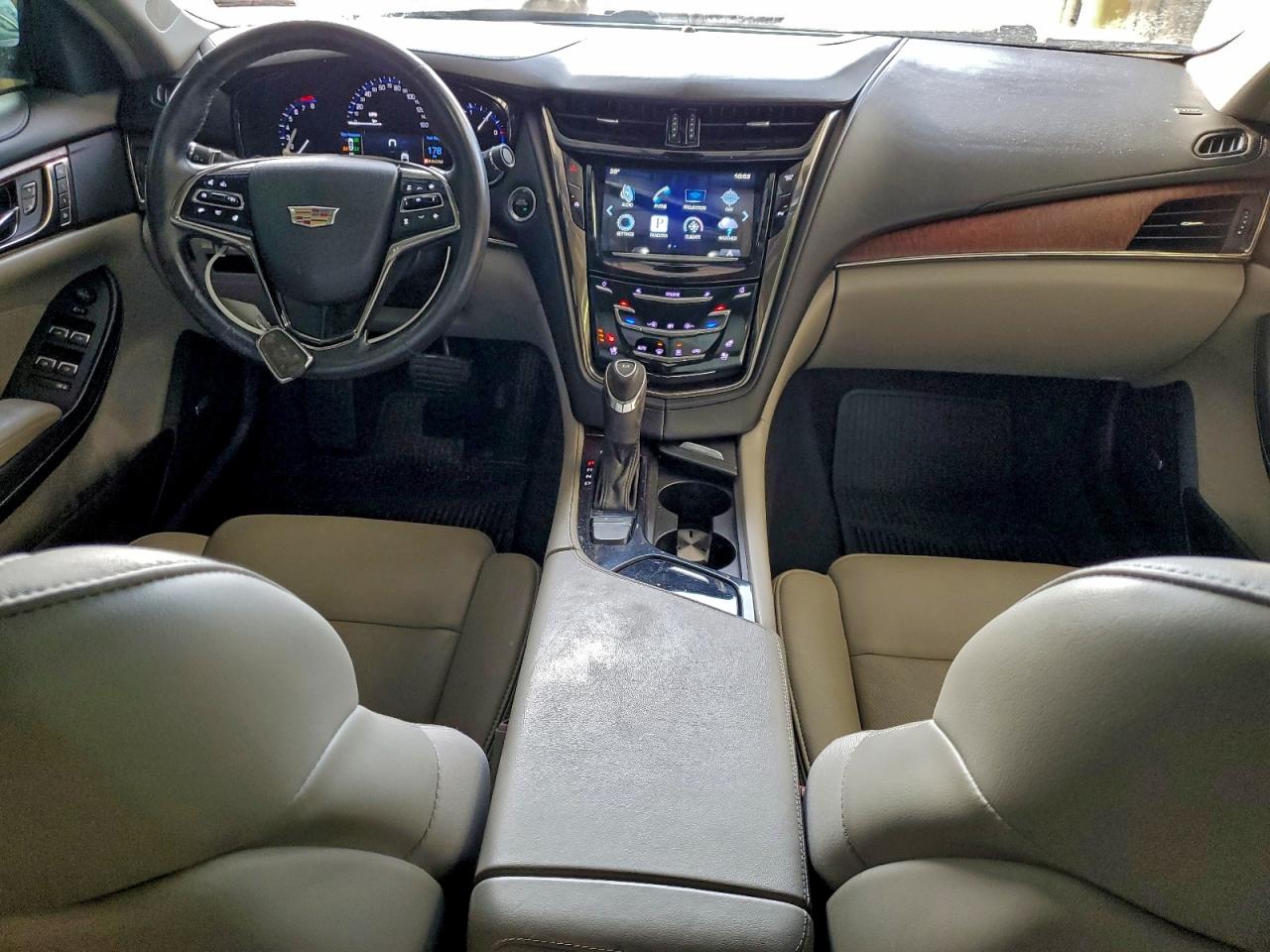 Cadillac CTS Image 10