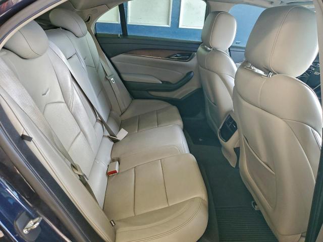 Cadillac CTS Image 9