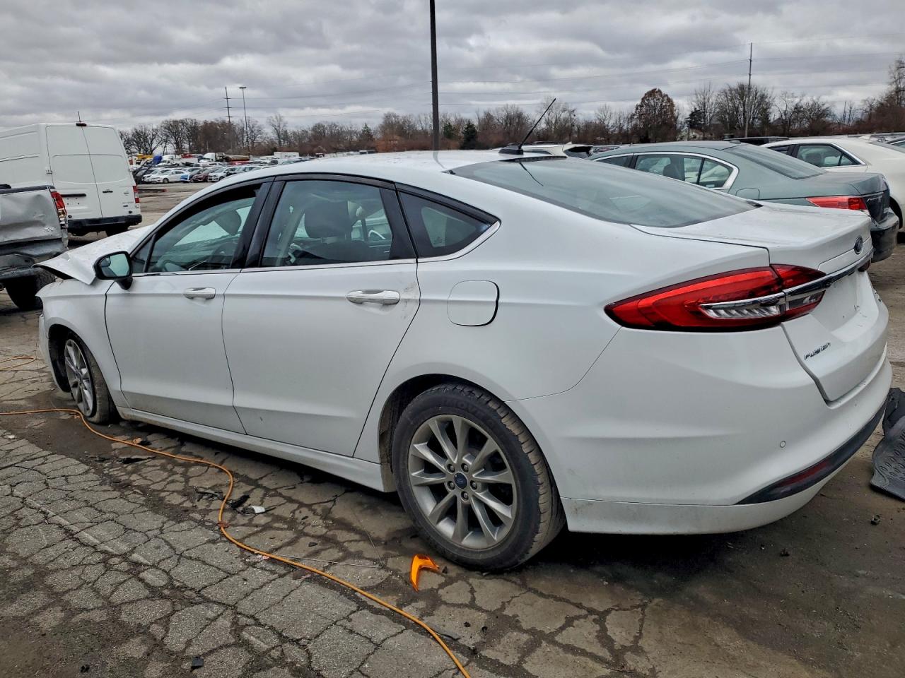 Ford Fusion Se Image 11