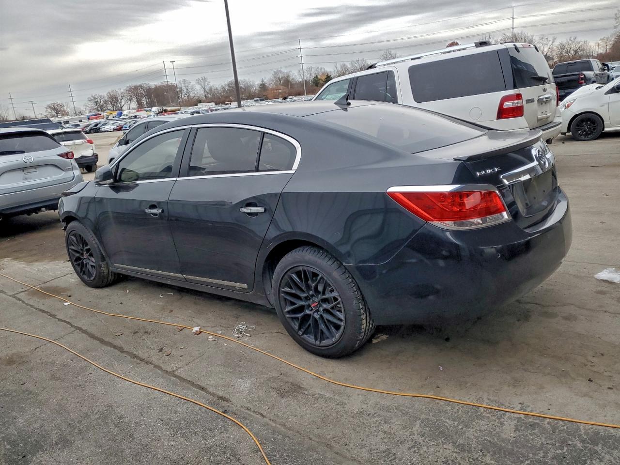 Buick LaCrosse Premium Image 5