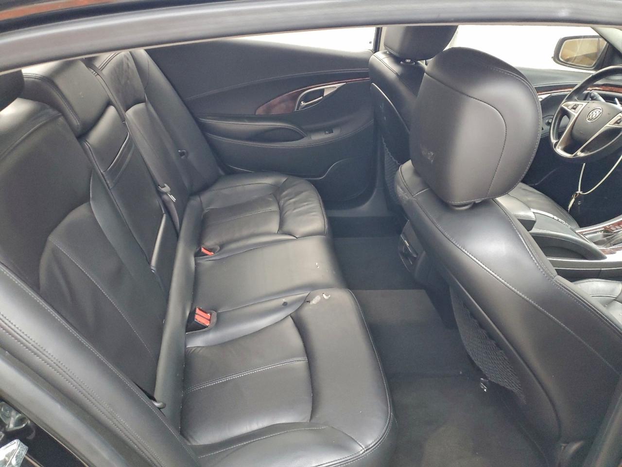 Buick LaCrosse Premium Image 6