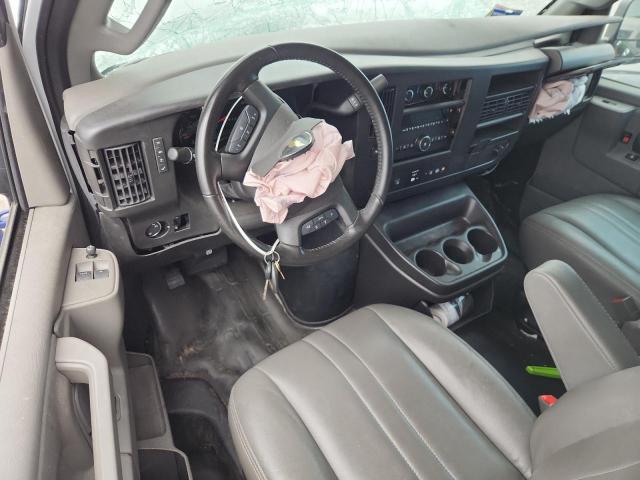 Chevrolet Express Image 10