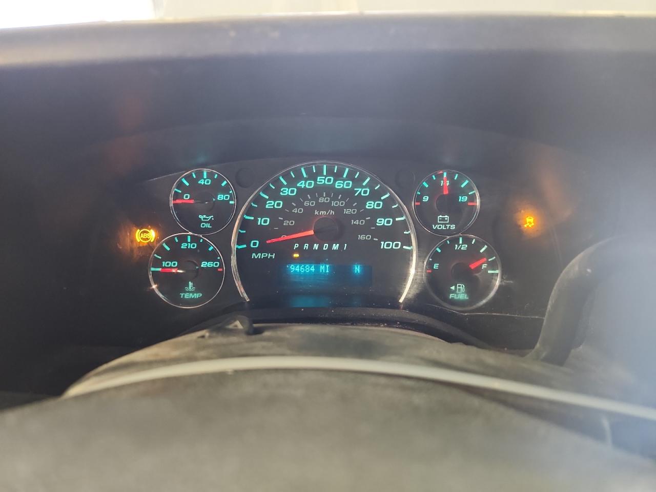 Chevrolet Express Image 10