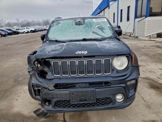 Jeep Renegade Latitude Image 9