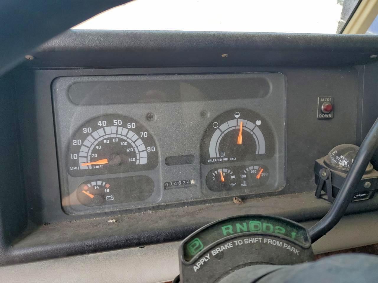 Chevrolet P30 Image 6