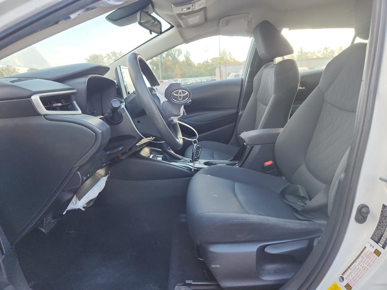 Toyota Corolla Le Image 10