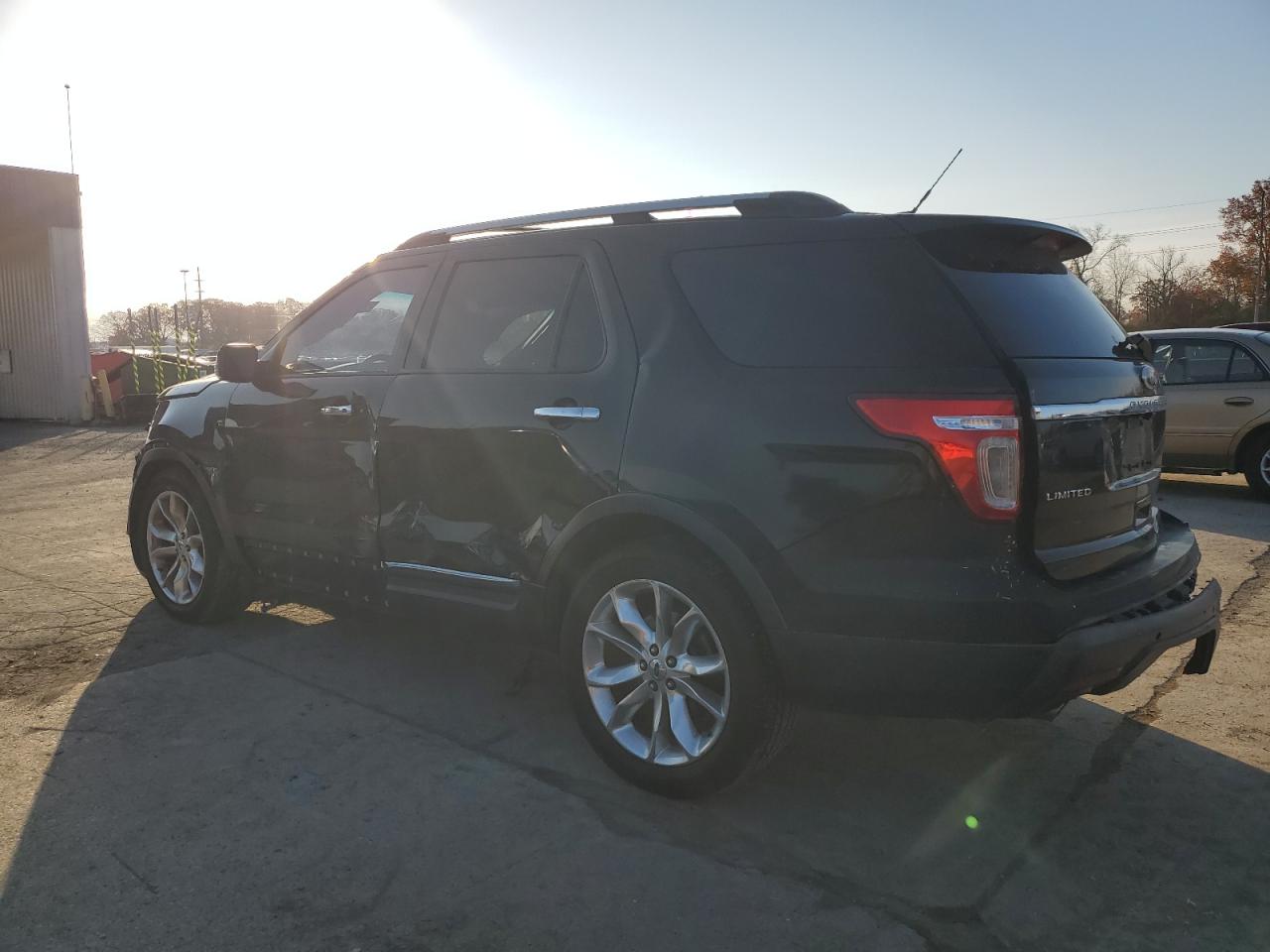 Ford Explorer Limited Image 7