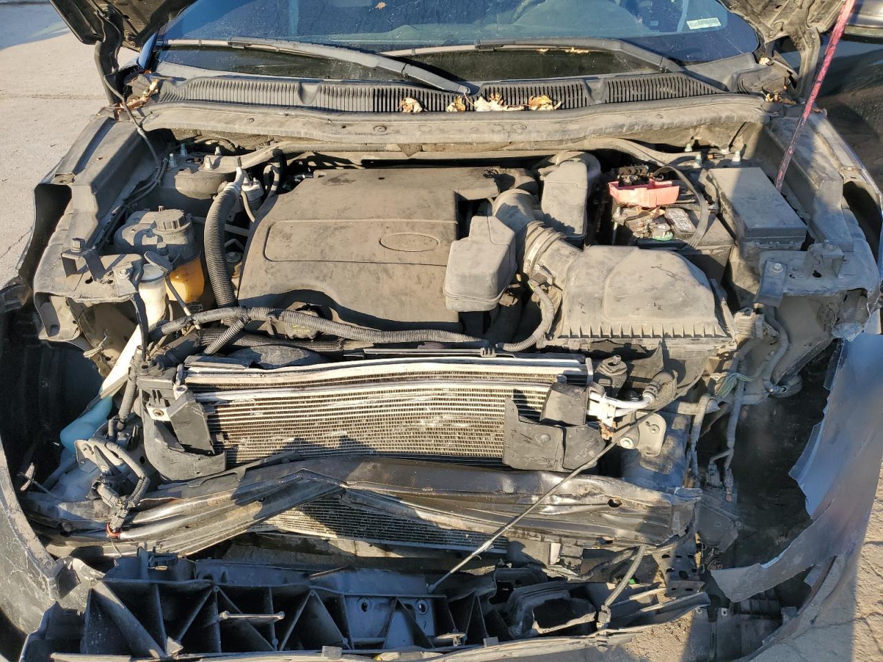 Ford Explorer Limited Image 13