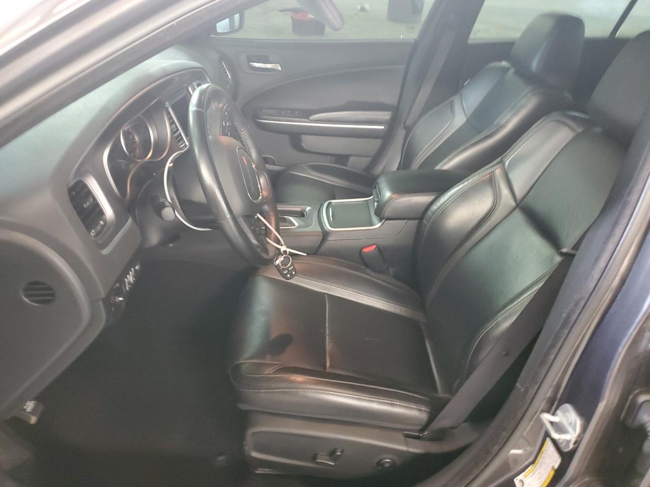 Dodge Charger Sxt Image 2