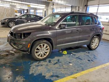  Salvage Volkswagen Tiguan