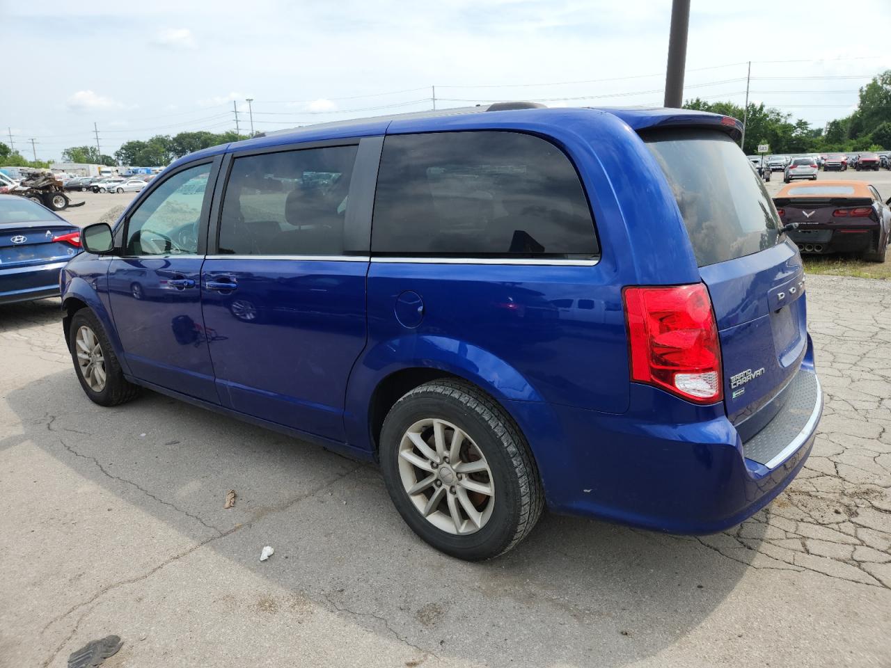 Dodge Caravan Sxt Image 4