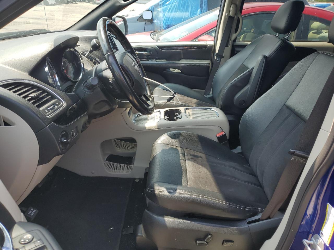 Dodge Caravan Sxt Image 8