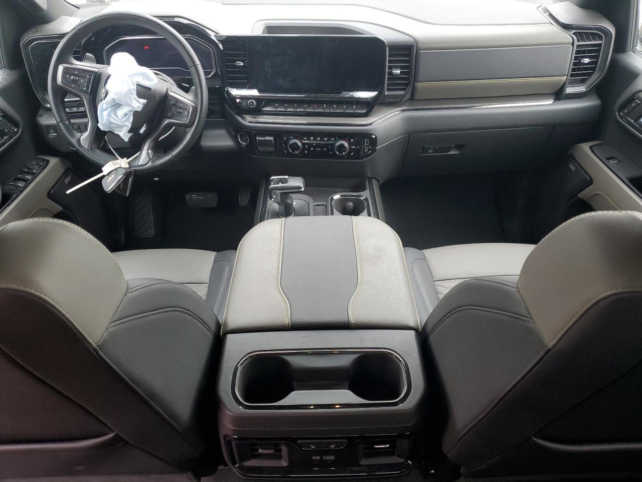 Chevrolet Silverado K1500 Zr2 Image 13