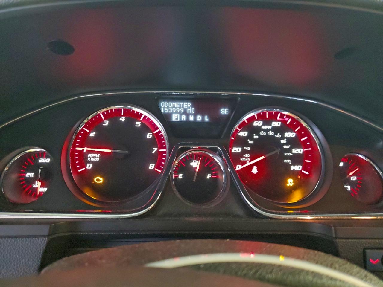 GMC Acadia Denali Image 12