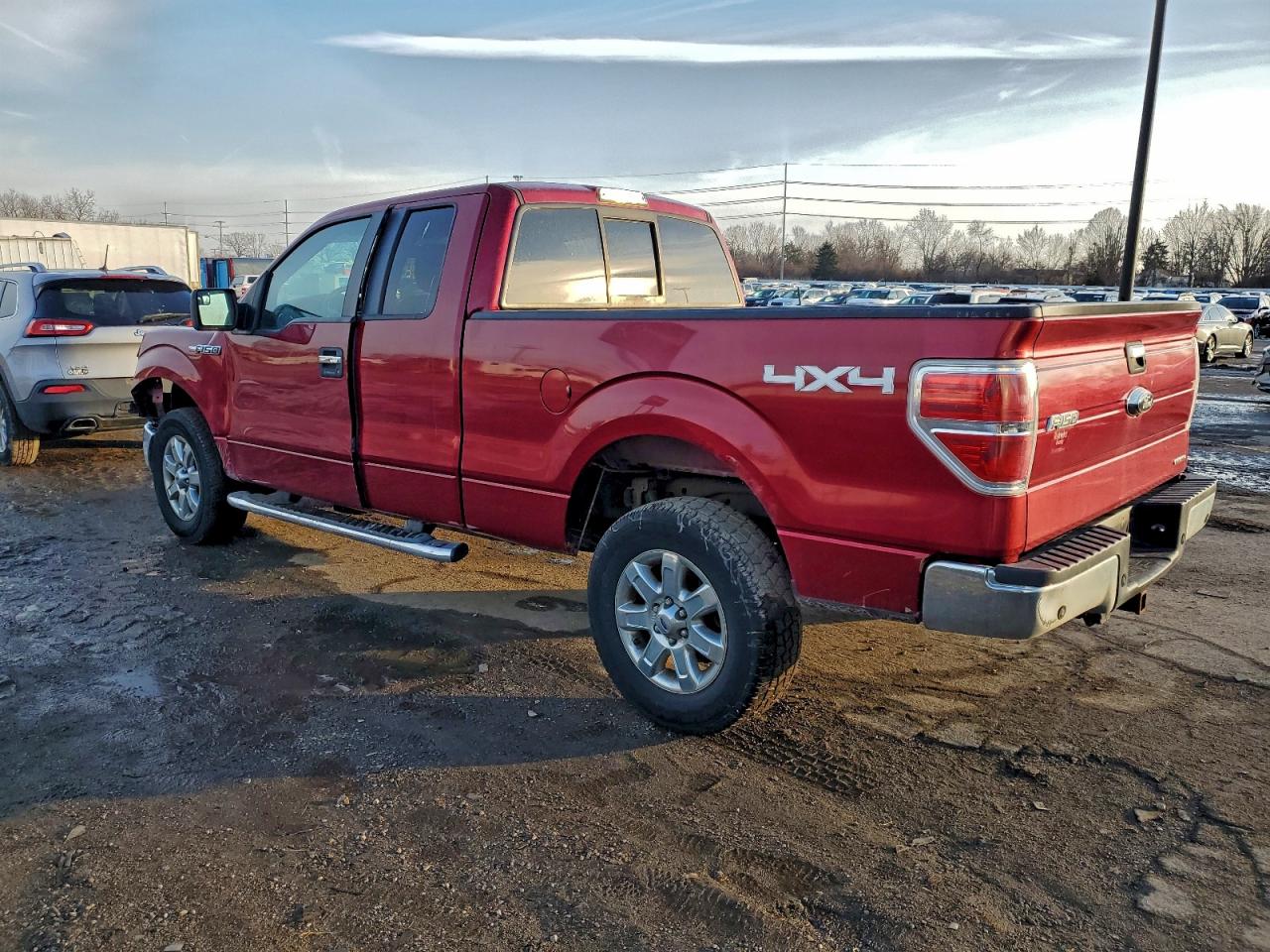 Ford F-150 Super Cab Image 8