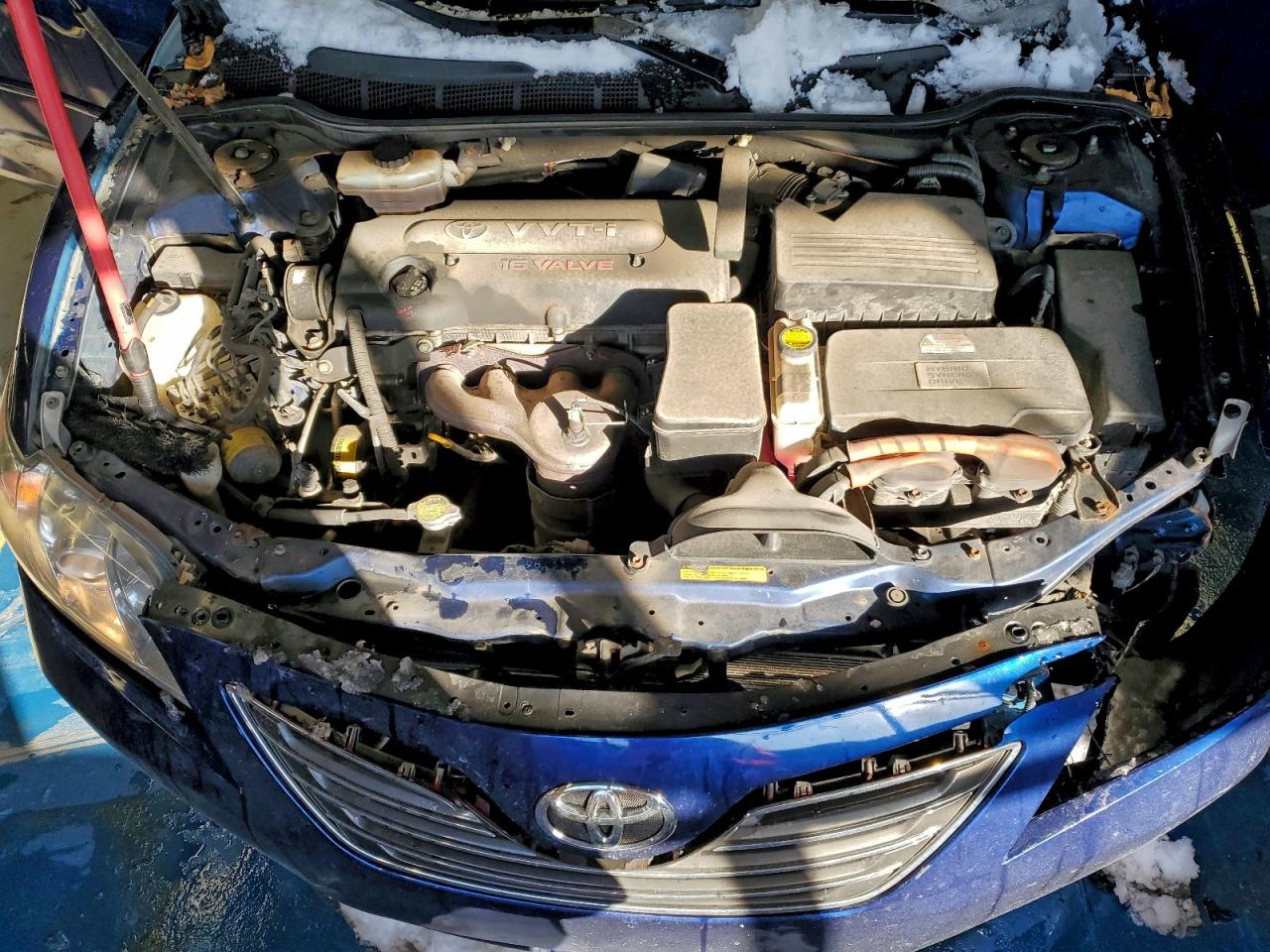 Toyota Camry Hybrid Image 6