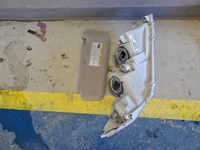 Toyota Camry Hybrid Image 7