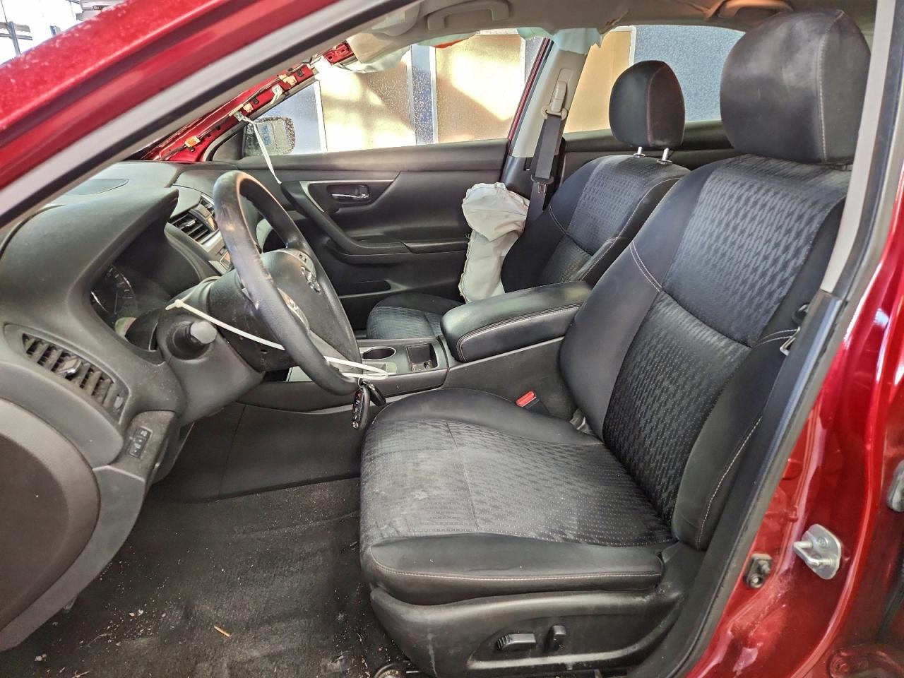 Nissan Altima 2.5 Image 10