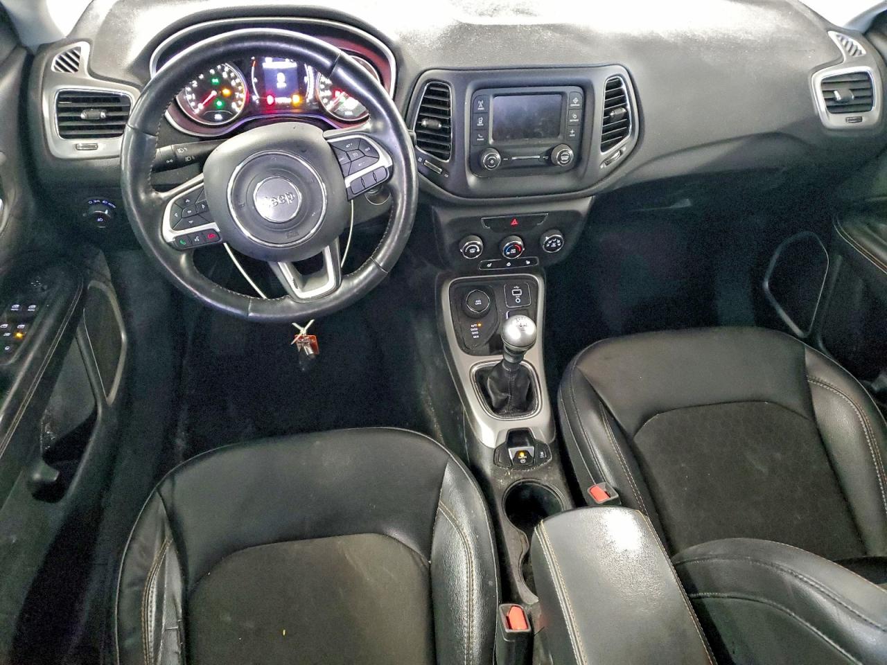 Jeep Compass Latitude Image 13